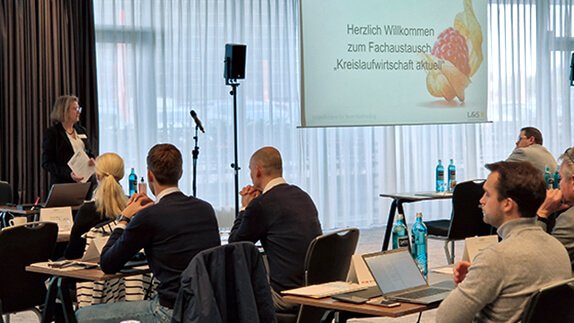 Bei Fachaustausch "Kreislaufwirtschaft aktuell" hält Claudia Schuh von L&S einen Vortrag.